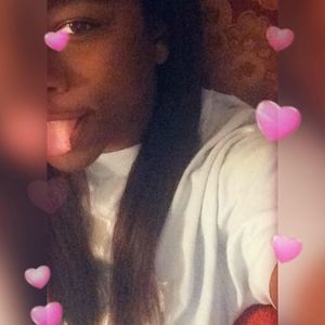 Meet your Posher, Maya